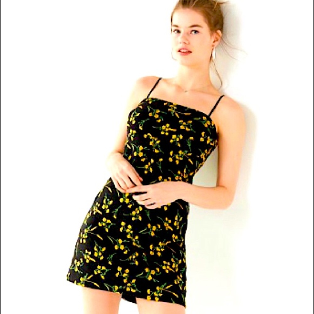 Urban Outfitters Floral Embroidered Black Ponte Mini Dress L